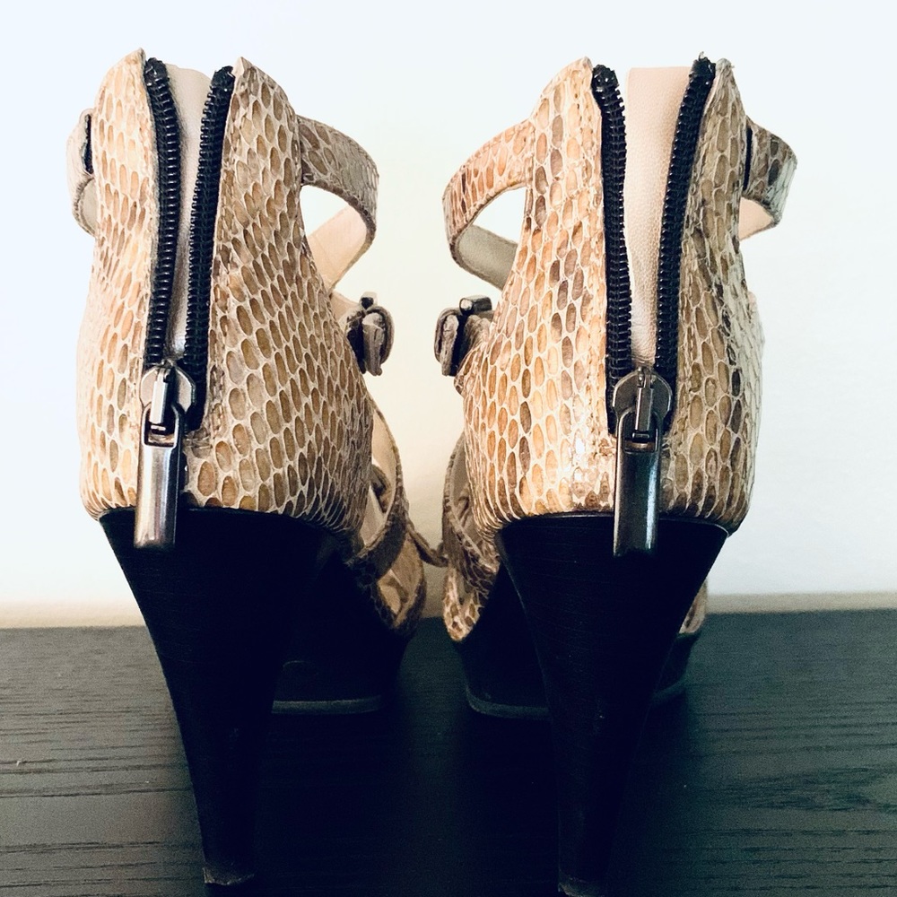New Aquatalia Platform Cage Heel Sandals Snakeskin - Picture 5 of 8